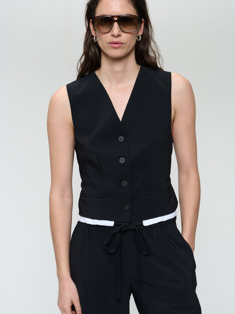Kay stretch technical jersey vest | Black