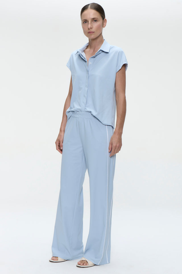 Wilma structure tech jersey blouse Wilma structure tech jersey blouse | Light Blue