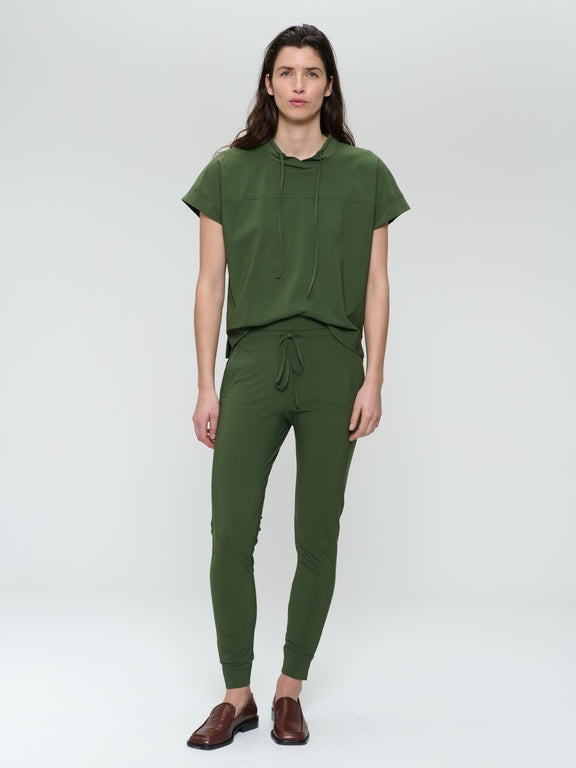 Lucca stretch technical jersey top | Oliva green