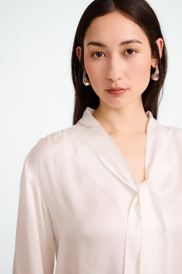 Anija rayon viscose blouse | White