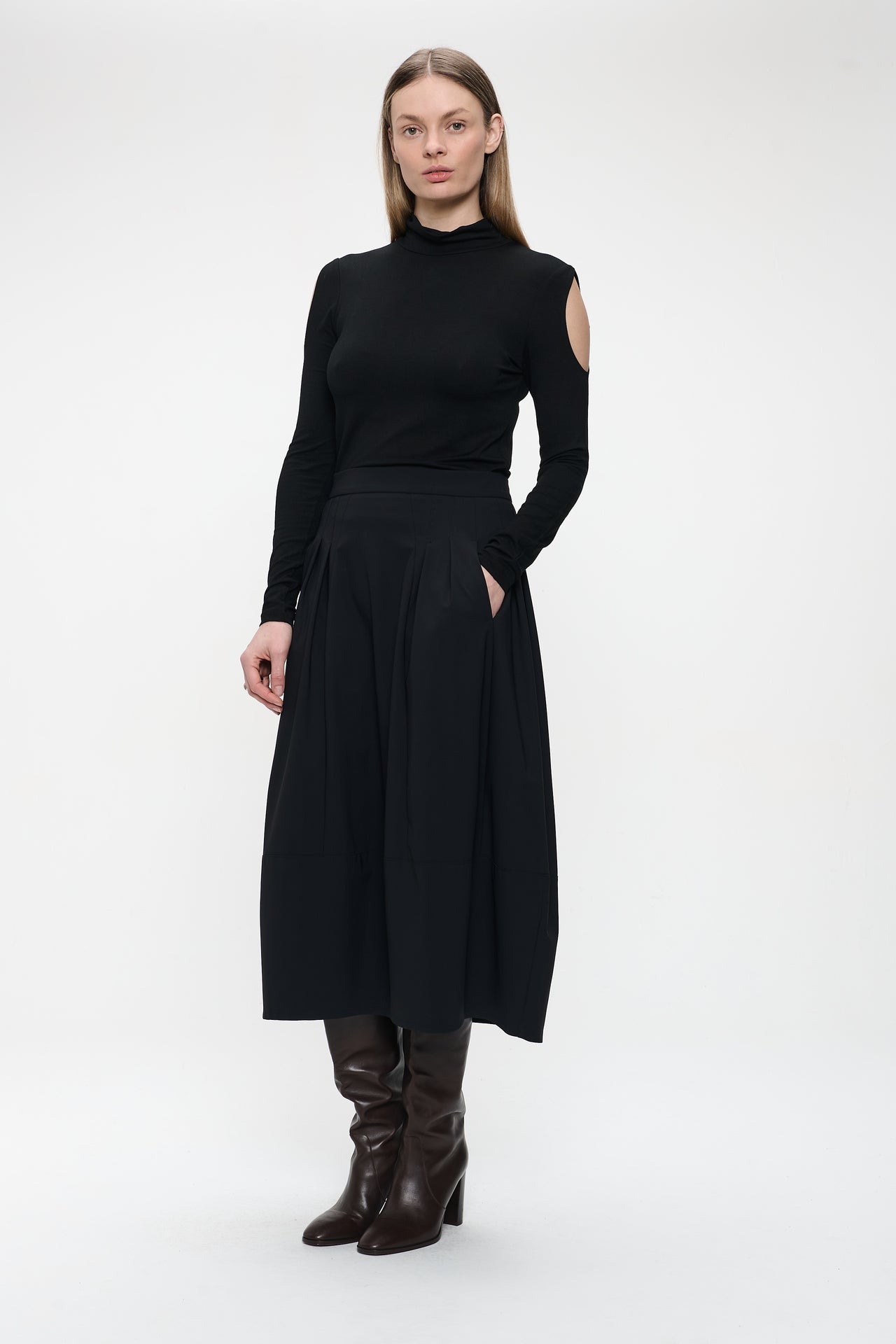 Top P TS01 | Black