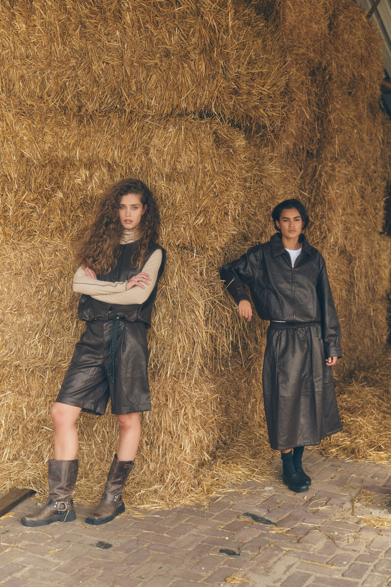 Sola eco leather bermuda shorts | Dark Brown
