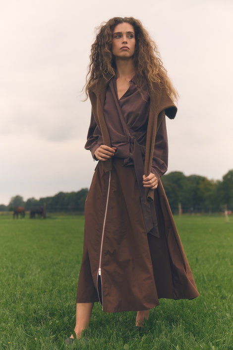 Vivi lyocell knot blouse | Dark Brown