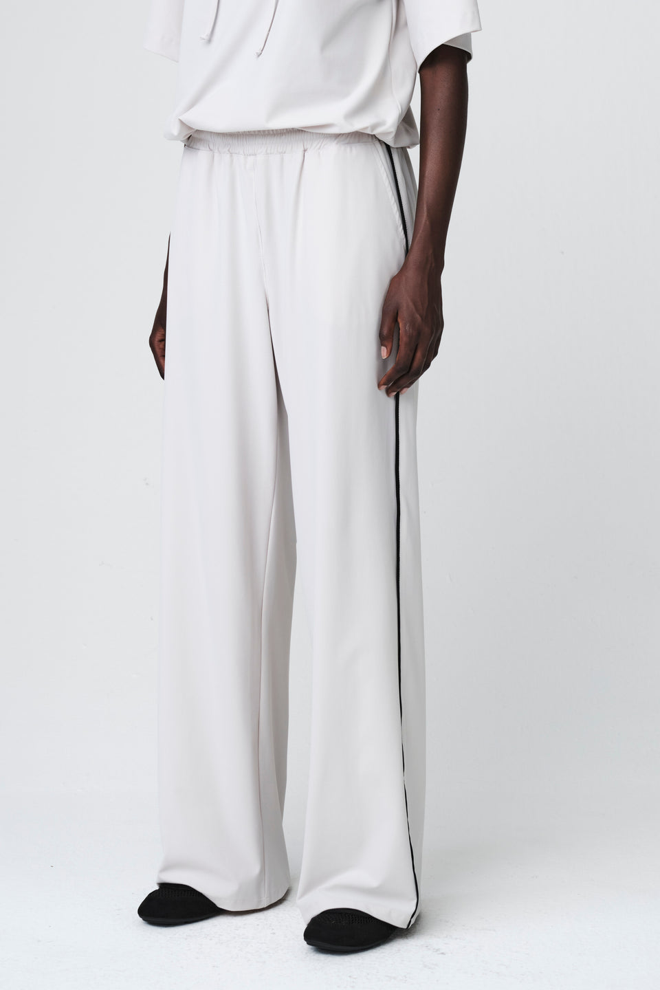 SimoneP structure tech jersey pants | Sand