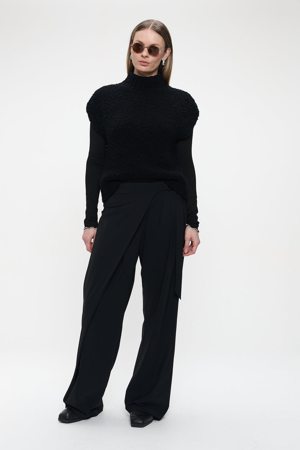 Coarse Boucle vest | Black