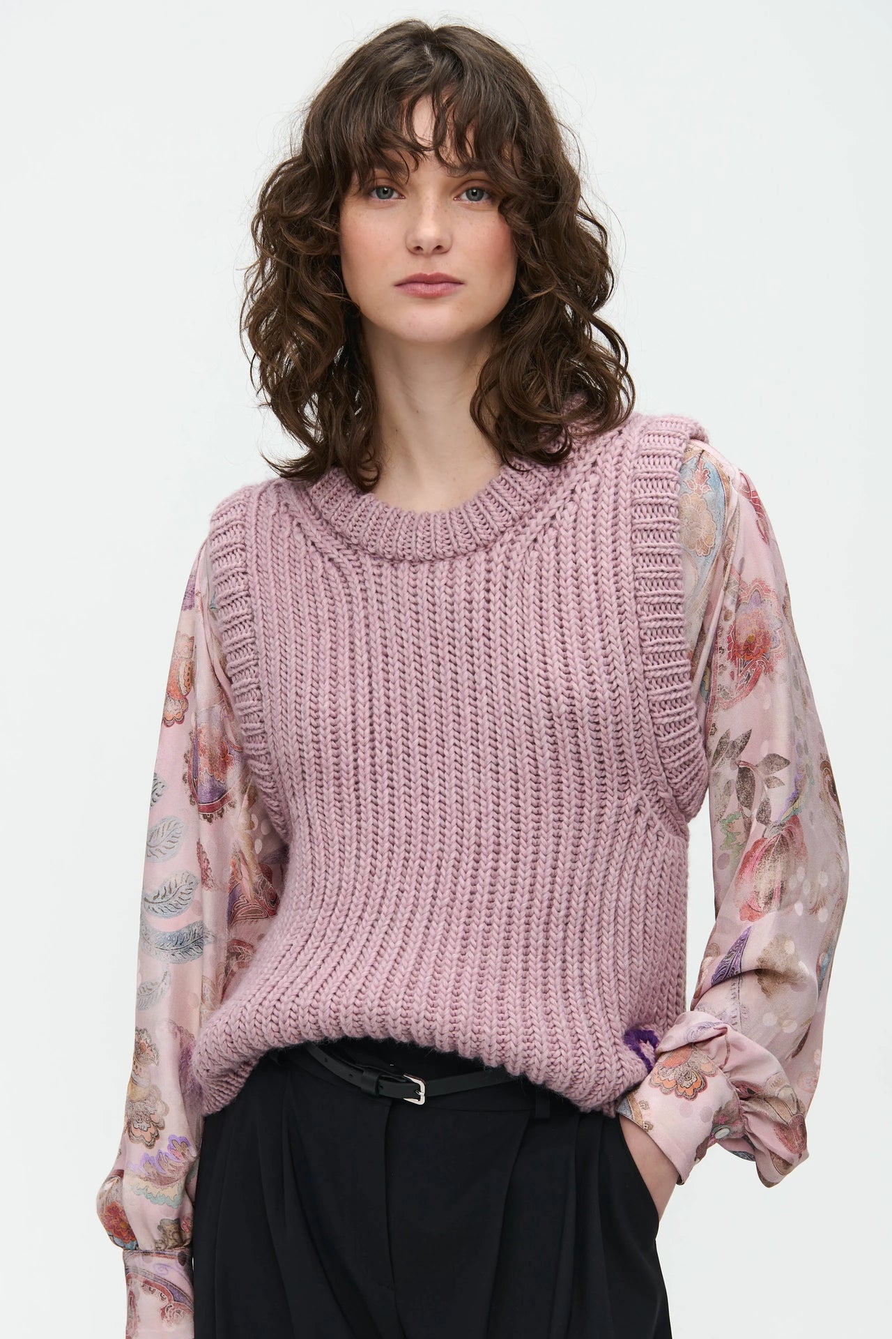 Hand Made vest 2206A1 | Rose