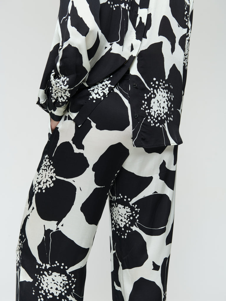 Avine printed shine viscose blouse | Black