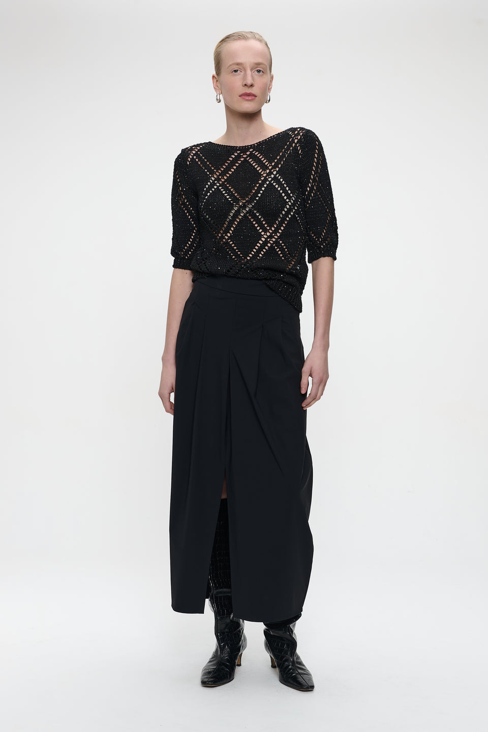 Openwork top with sequins 9040 | Black