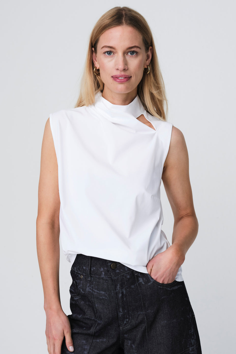 Naomi stretch technical jersey top | White