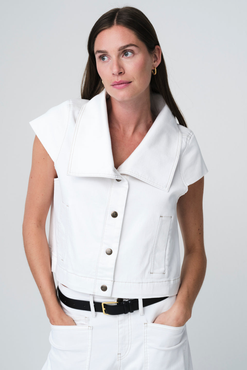 Martinez jeans white vest | Shiny White
