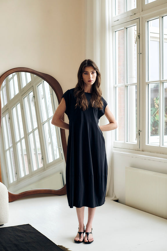 Melva dress technical jersey | Black