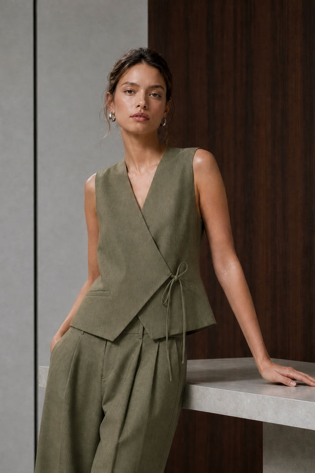 Nyra viscose blend waistcoat | Brown