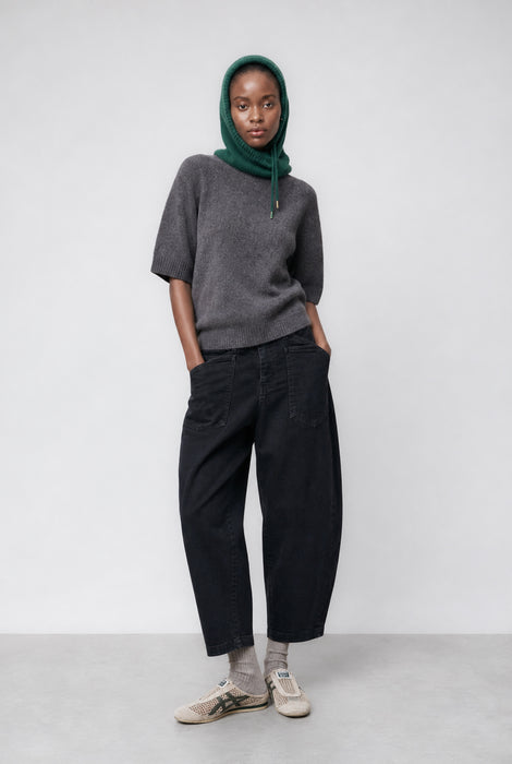 Slouchy black barel jeans | Black